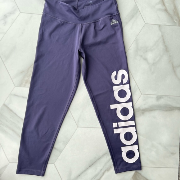 Adidas Capri pants - Picture 3 of 5